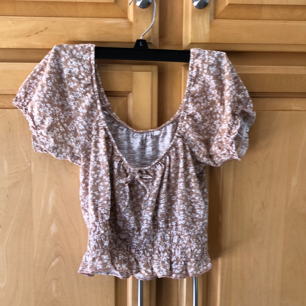 Pacsun puff short sleeve top